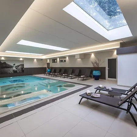 Italia Luxury And Arco