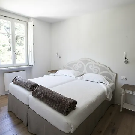 Italia Luxury And Aparthotel